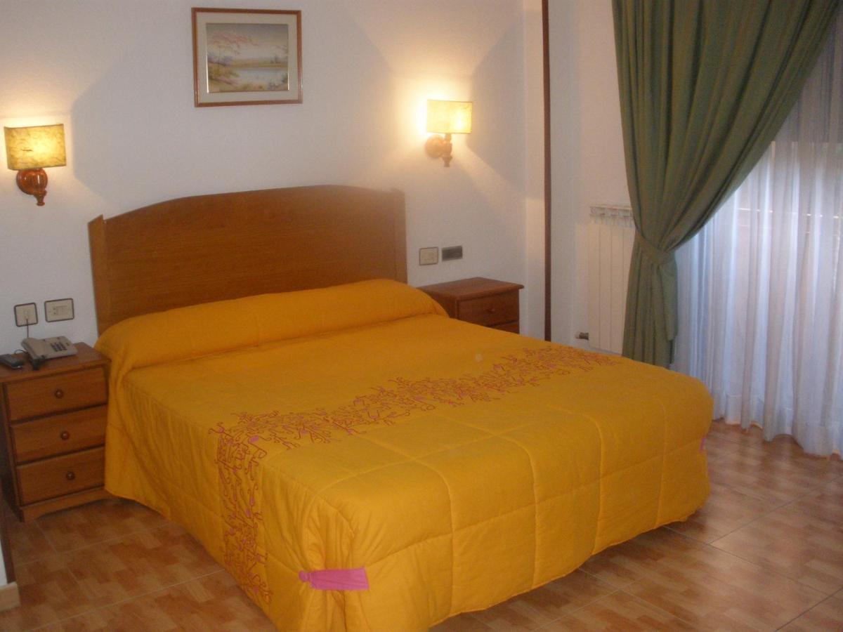 Hotel Elena Maria Γρανάδα Δωμάτιο φωτογραφία