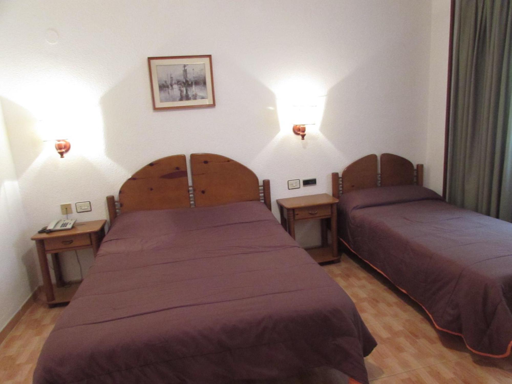 Hotel Elena Maria Γρανάδα Δωμάτιο φωτογραφία